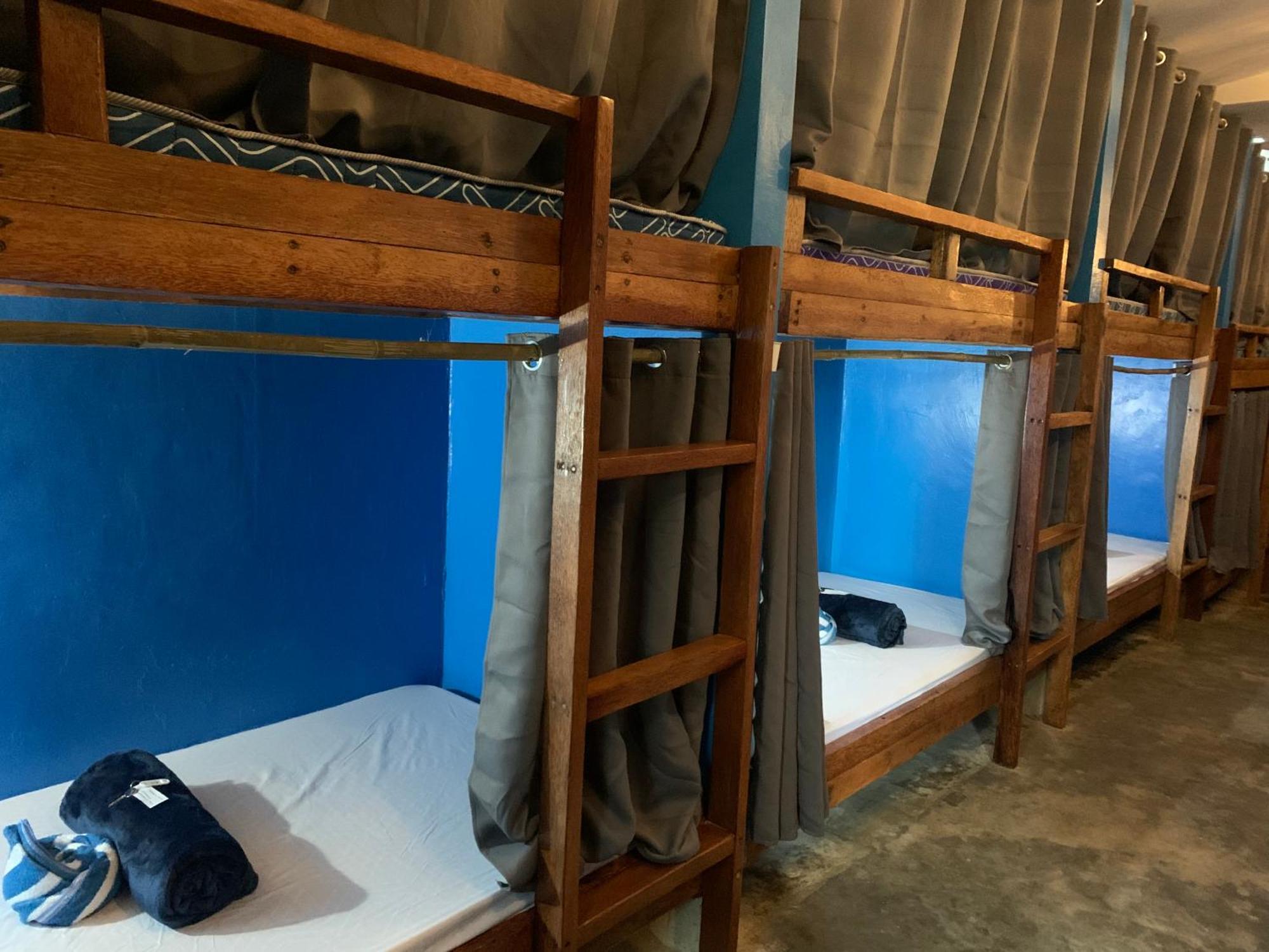 Jaydy Hostel General Luna  Luaran gambar