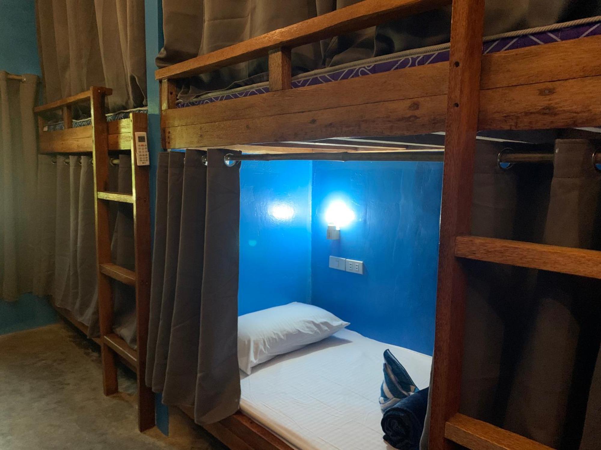 Jaydy Hostel General Luna  Luaran gambar