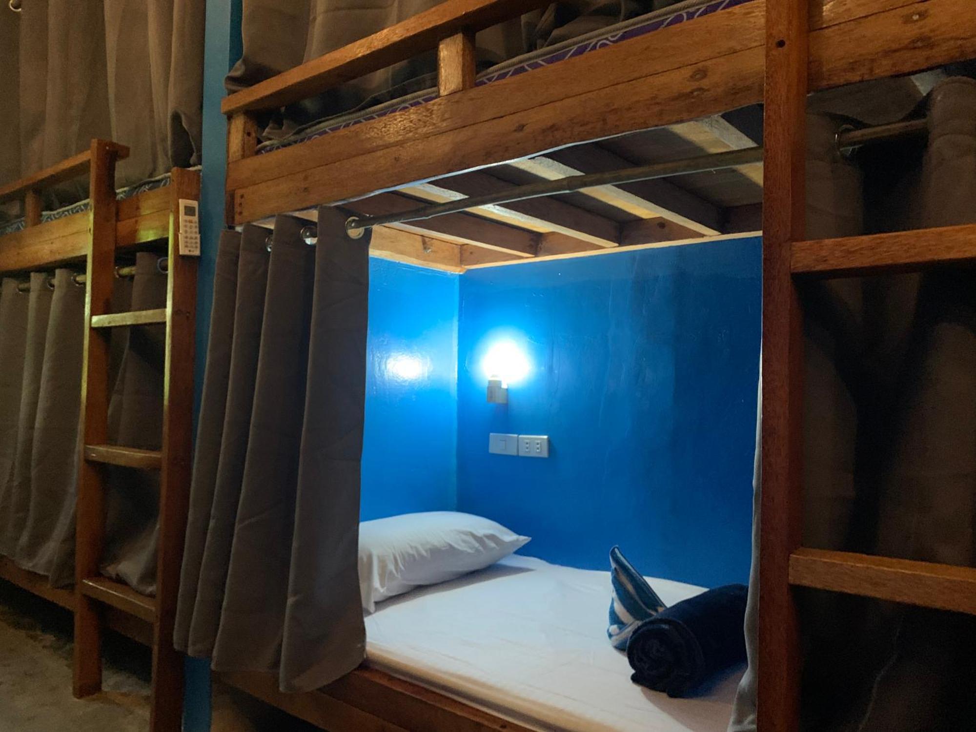 Jaydy Hostel General Luna  Luaran gambar