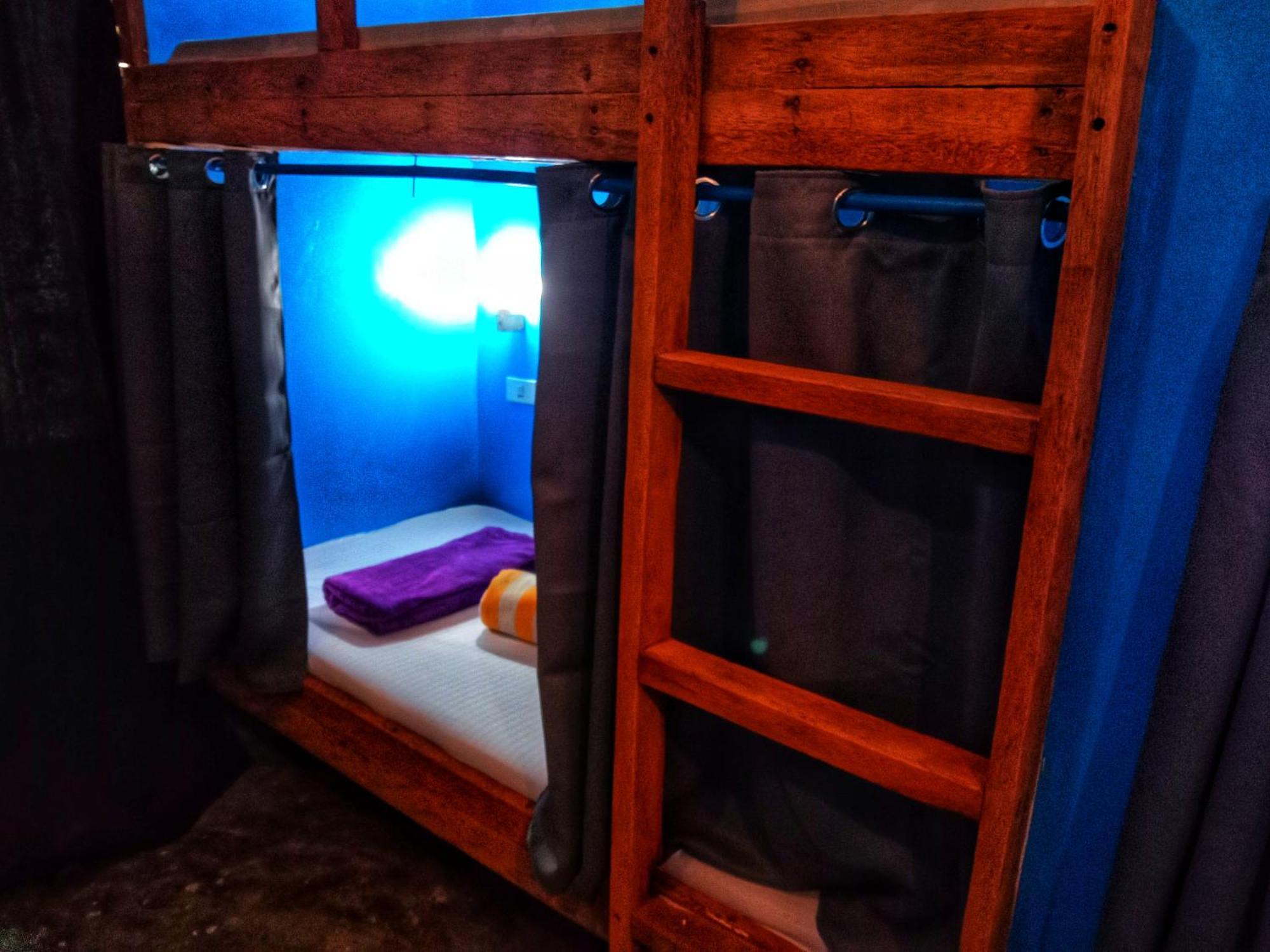 Jaydy Hostel General Luna  Luaran gambar
