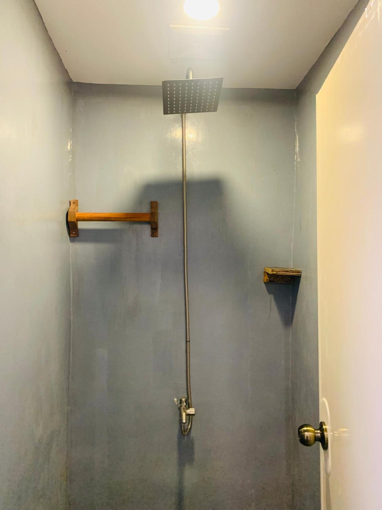 Jaydy Hostel General Luna  Luaran gambar